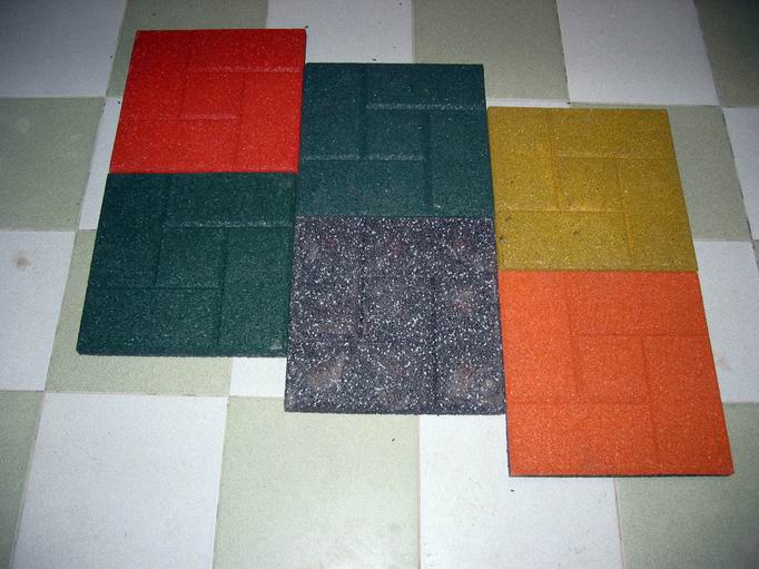 Монтаж резиновой плитки на различные поверхности